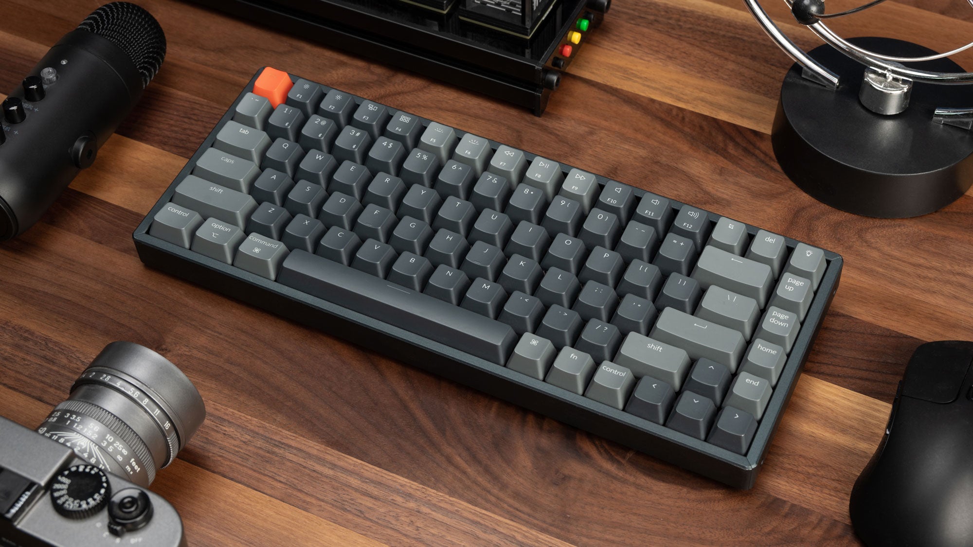 Keychron k2 wireless mechanical keyboard cordless and type-c cable mode